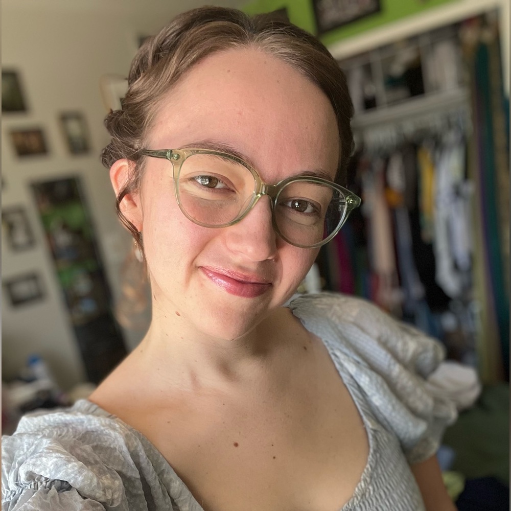 Meet your Posher, Gemma